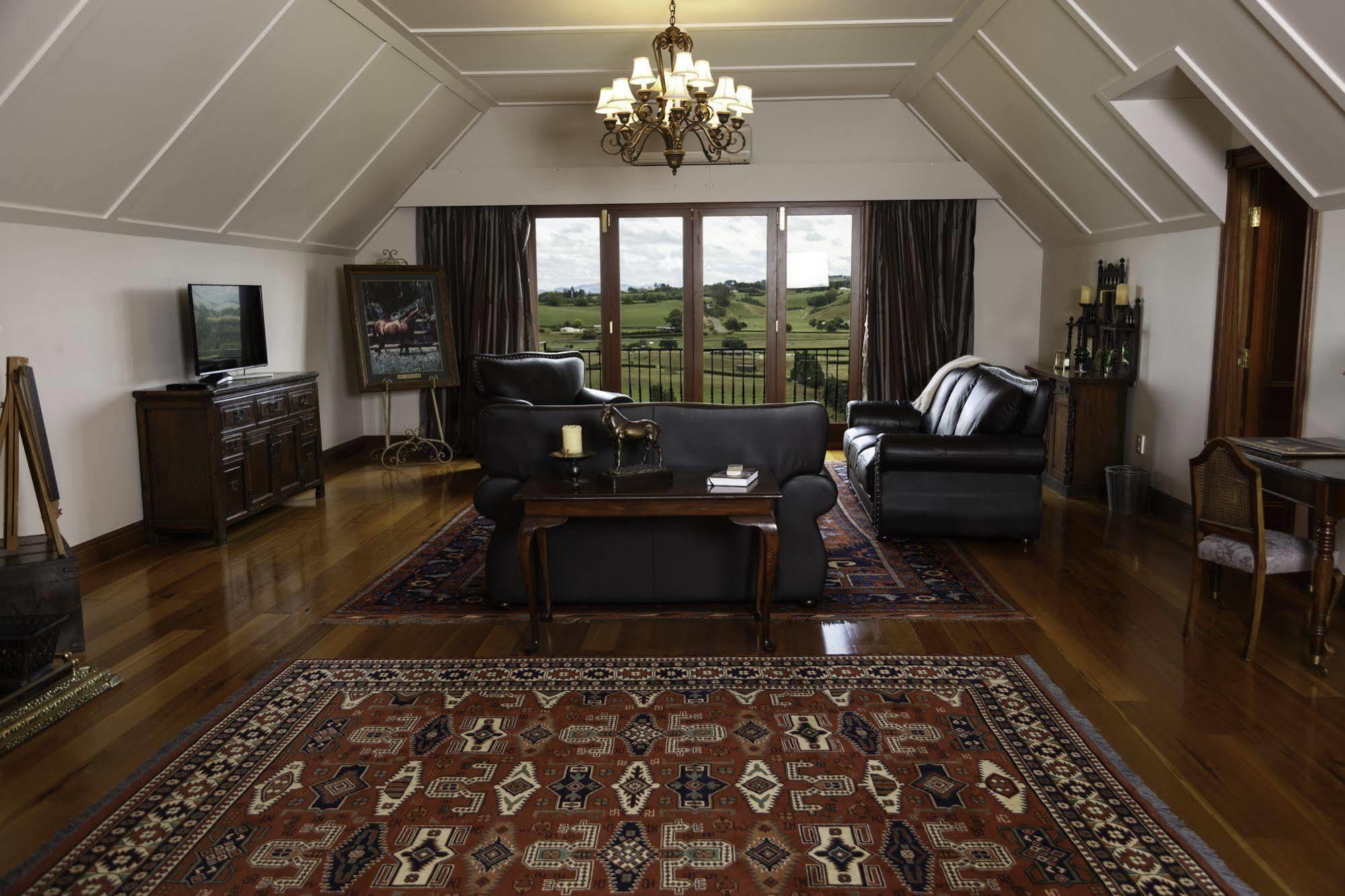 Lake Karapiro Lodge Tirau Exterior foto